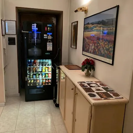 Hotel Elena *