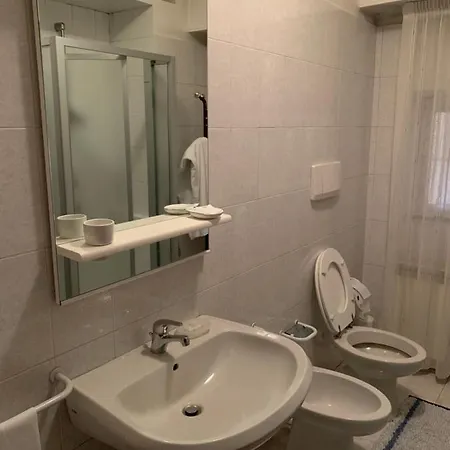 Hotel Elena