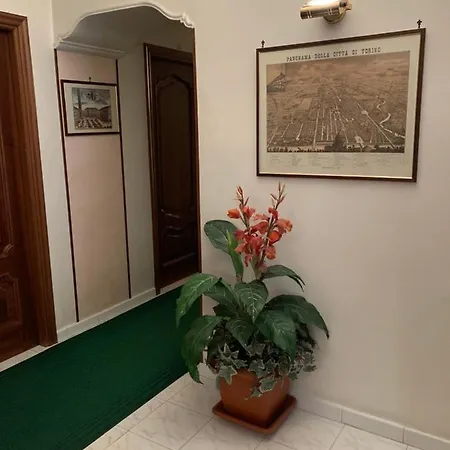 Hotel Elena